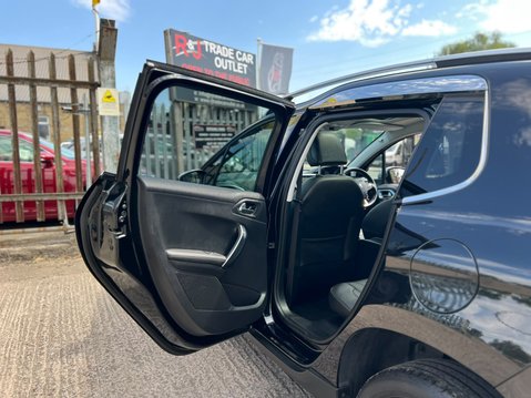 Peugeot 2008 BLUE HDI S/S FELINE MISTRAL 60