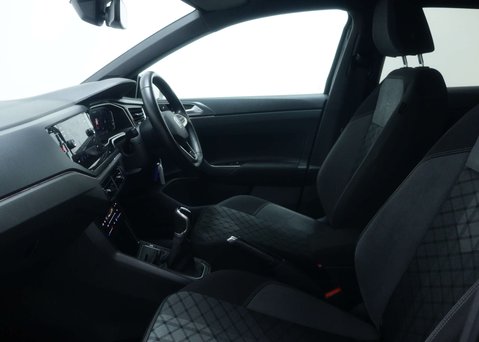 Volkswagen Polo 1.0 Polo R-Line TSi 5dr 46