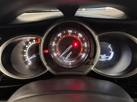 Citroen DS3 1.6 VTi DStyle Euro 5 3dr 19