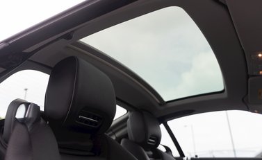 Mercedes-Benz SL Class SL500 Grand Edition 16