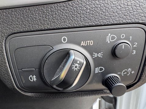 Audi Q2 1.6 TDI 30 Sport Euro 6 (s/s) 5dr 35