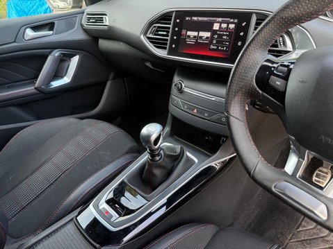 Peugeot 308 1.2 PureTech GT Line Euro 6 (s/s) 5dr 15