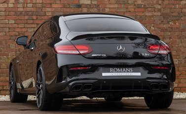 Mercedes-Benz C63 S Premium Plus 3
