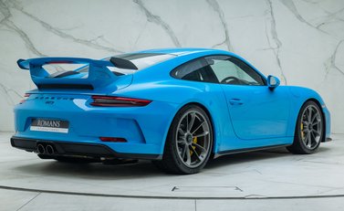 Porsche 911 GT3 (991.2) 6