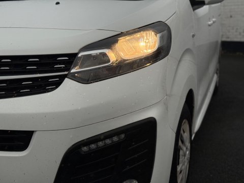 Vauxhall Vivaro 1.5 Turbo D 2900 Sportive L2 H1 Euro 6 (s/s) 5dr 11