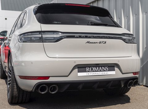 Porsche Macan GTS 29