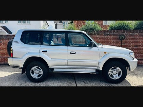 Toyota Land Cruiser Colorado 3.0 D-4D GX SUV 5dr Diesel Automatic (8 Seat) (279 g/km, 161 bhp) 6