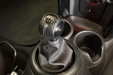 Mini Hatch 1.5 Cooper Hatchback 5dr Petrol Manual Euro 6 (s/s) (136 ps) 42