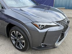 Lexus Ux 2.0 250h Takumi SUV 5dr Petrol Hybrid E-CVT Euro 6 (s/s) (184 ps) 13