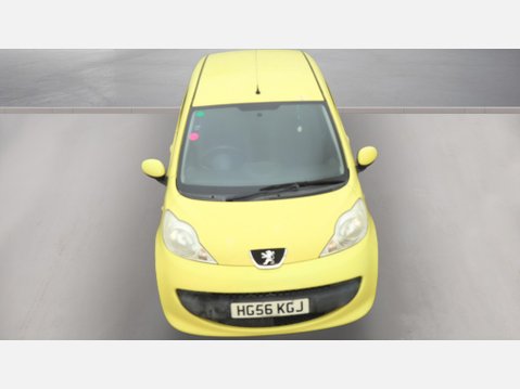 Peugeot 107 URBAN 2-TRONIC 8
