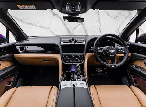 Bentley Bentayga V8 15