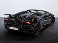 Lamborghini Huracan 5.2 V10 LP 640-4 Performante Spyder LDF 4WD Euro 6 (s/s) 2dr 40