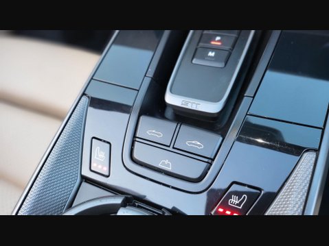 Porsche 911 CARRERA 4S 36