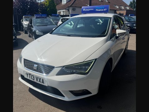 SEAT Leon 1.6 TDI CR SE Euro 5 (s/s) 5dr 3