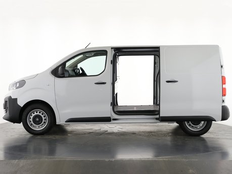 Peugeot Expert M 2.0 BlueHDi 145 Professional 9