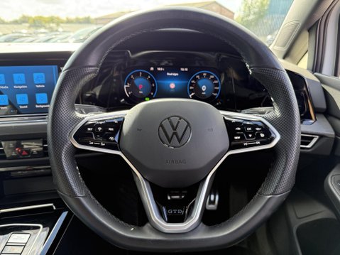 Volkswagen Golf 2.0 TDI GTD Hatchback 5dr Diesel DSG Euro 6 (s/s) (200 ps) 31