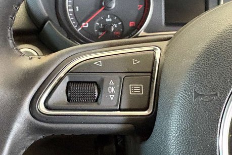 Audi A1 1.4 TFSI Sport Hatchback 3dr Petrol S Tronic Euro 5 (s/s) (122 ps) 46