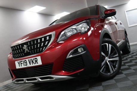 Peugeot 3008 PURETECH S/S ALLURE 32