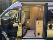 Auto-Trail V-Line 635 35 L4H2 STANDARD PV 9