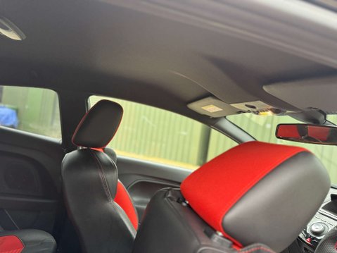 Ford Fiesta 1.6 Fiesta ST-3 T 3dr 73