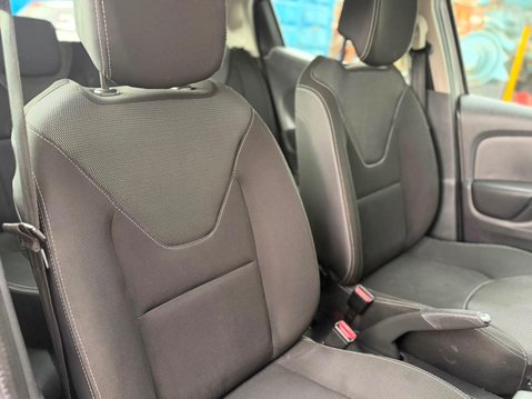 Renault Clio 0.9 TCe Dynamique Nav Euro 6 (s/s) 5dr 7