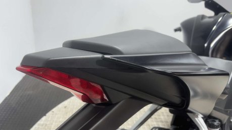 Yamaha R125 YZF 2023 ONLY 4K 1 OWNER NEW MOT SERVICED SPORTS BIKE 125CC 26