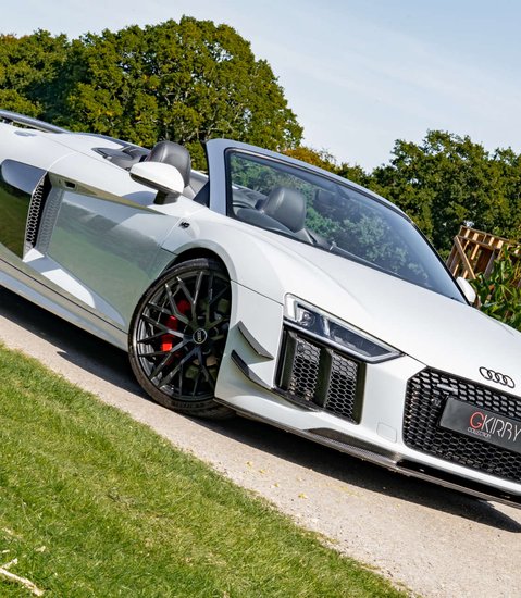 Audi R8 5.2 R8 Spyder Quattro V10 Semi-Auto 4WD 2dr 1