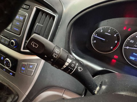 Hyundai I800 2.5 i800 SE CRDi 5dr 19