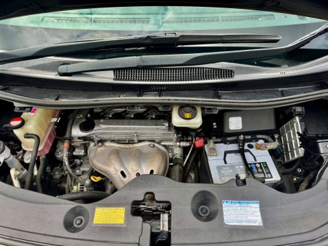 Toyota Vellfire Sunroof 72