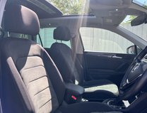 Volkswagen Tiguan 2.0 TSI SEL SUV 5dr Petrol DSG 4Motion Euro 6 (s/s) (190 ps) 11