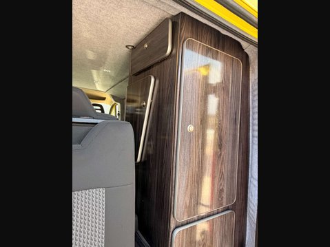 Peugeot Boxer 2 BERTH CAMPER CONVERSION ROCK N ROLL BED 2.2 Boxer 333 L1H1 HDi 37