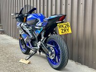 Yamaha R125 (YZF 125-A) 23
