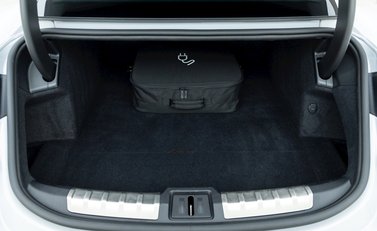 Porsche Taycan Turbo S 32