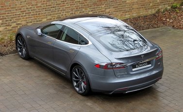 Tesla Model S P85 8
