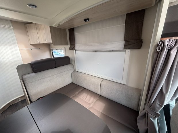 Chausson Flash Automatic | Flash 610 | 4 Berth | 4 Belts | Large Lounge | Rear Bathroom 11