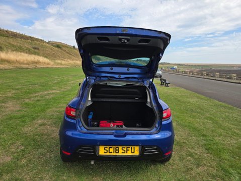 Renault Clio 0.9 TCe Iconic Euro 6 (s/s) 5dr 32