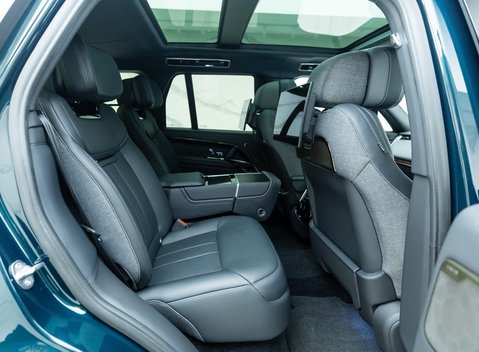 Land Rover Range Rover P530 SV 18