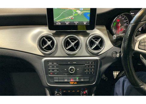 Mercedes-Benz CLA Class 2.1 CLA220d AMG Sport Shooting Brake 5dr Diesel 7G-DCT 4MATIC Euro 6 (s/s) 12