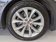 Jaguar XF 2.0 XF R-Sport D AWD Auto 4WD 5dr 21