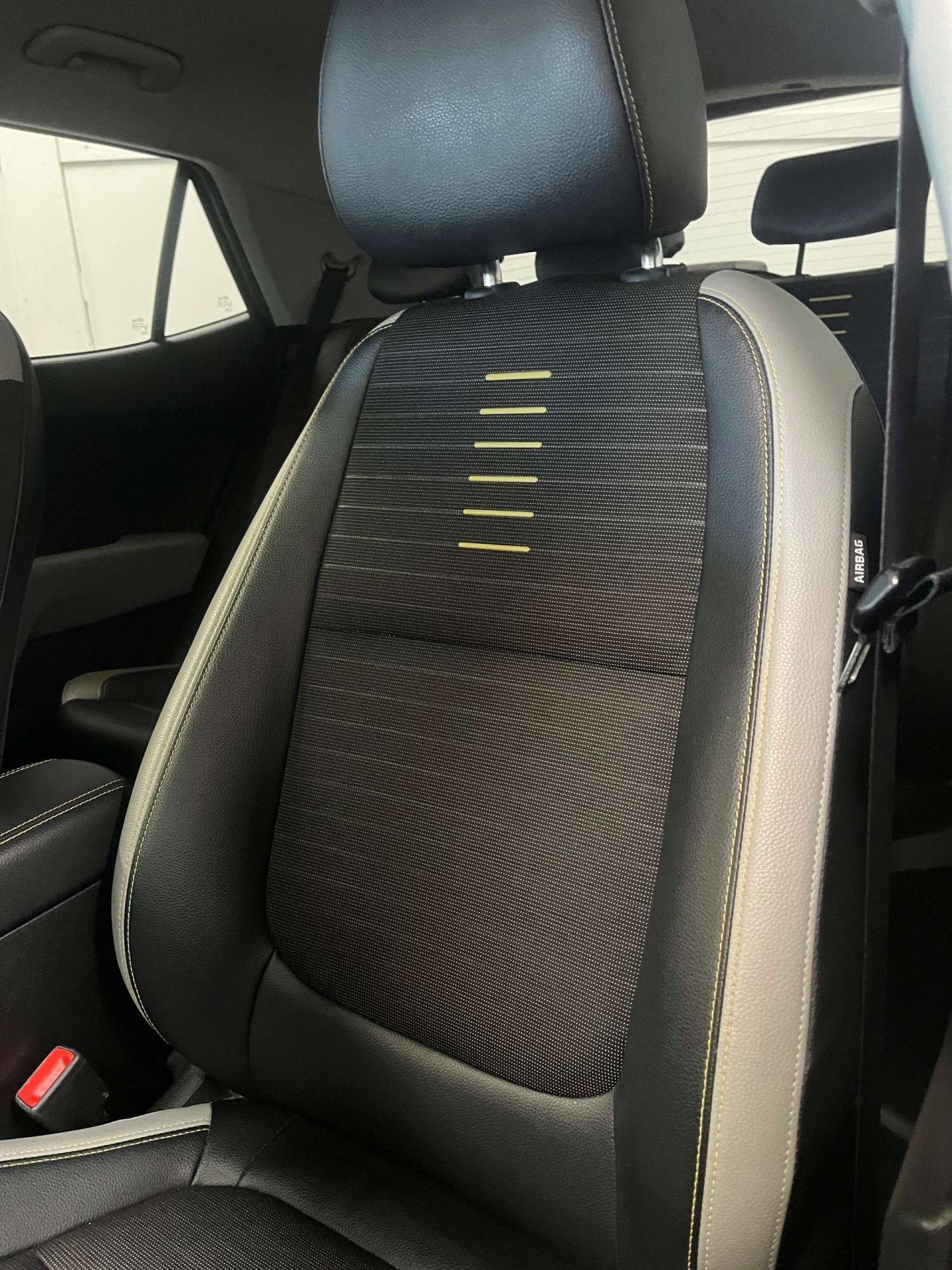 2018 Kia Stonic — image 38