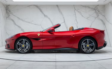 Ferrari Portofino M 6
