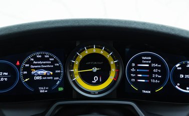 Porsche 911 GT3 RS (992) 16