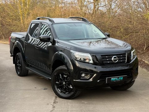 Nissan Navara 2.3 dCi N-Guard Auto 4WD Euro 6 4dr 1