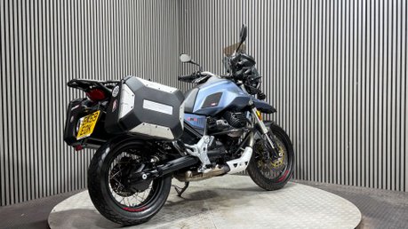 Moto Guzzi V85 850 TT 2019 37K MOT SEPTEMBER 2027 PANNIERS ADVENTURE BIKE 6