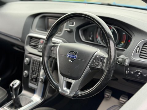Volvo V40 2.0 D4 R-Design Euro 6 (s/s) 5dr 25