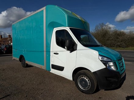 Nissan NV400 2.3 dCi 35 SE Platform Cab FWD L3 Euro 6 2dr