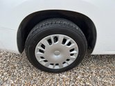 Vauxhall Combo SWB L1H1 Low Roof Sportive 2000 Air Con Sensors Nav EURO 6 NO VAT 15