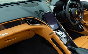 Ferrari Roma SPIDER 21