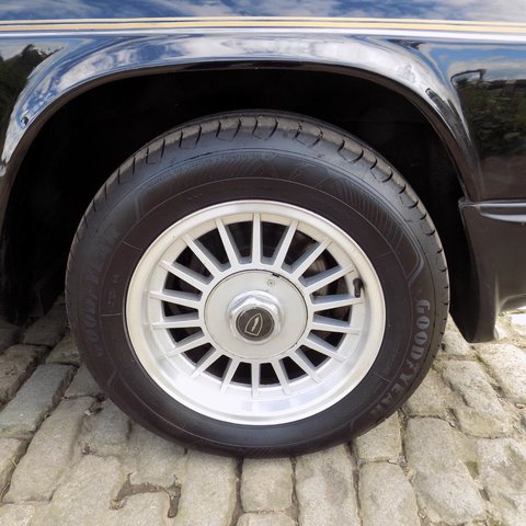 Reliant Scimitar GTE SE6a