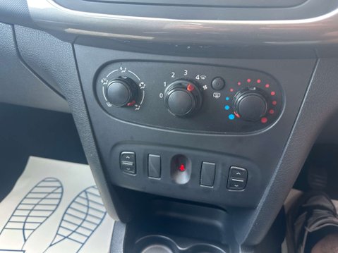 Dacia Sandero 1.5 Sandero Stepway Ambiance dCi 5dr 23